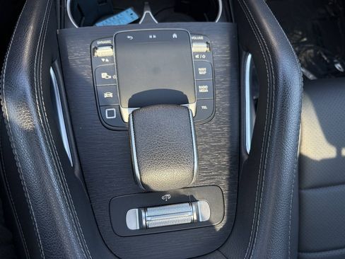 Used 2025 Mercedes-Benz GLS 450 4MATIC image 30