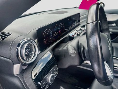 Used 2025 Mercedes-Benz CLA 250 4MATIC image 10