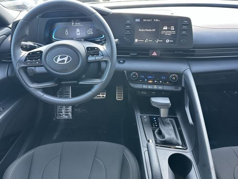Used 2026 Hyundai Elantra Sport FWD image 21