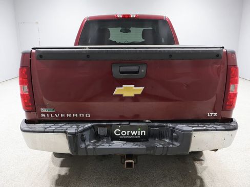 Used 2009 Chevrolet Silverado 1500 LTZ w/ Suspension Package, Off-Road AWD/4WD image 3