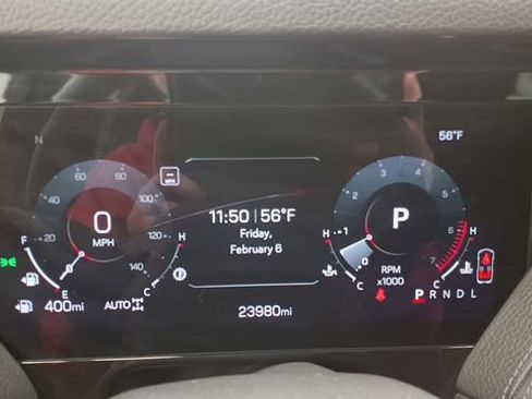 Used 2025 GMC Yukon XL Denali image 36