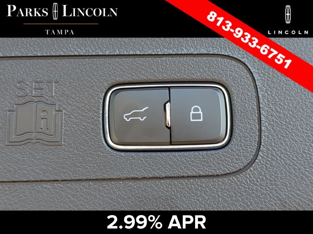 Certified 2023 Lincoln Aviator Reserve w/ Equipment Group 201A RWD image 9