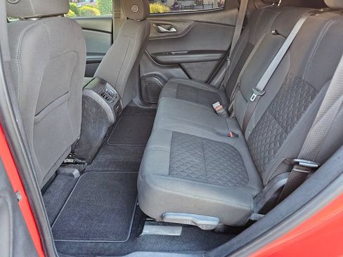 Used 2020 Chevrolet Blazer LT FWD image 19
