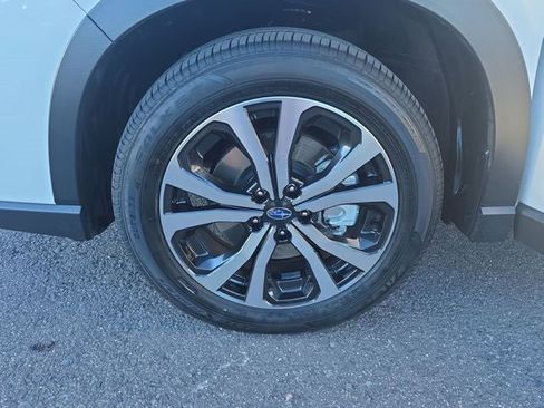 Certified 2023 Subaru Forester Limited image 10