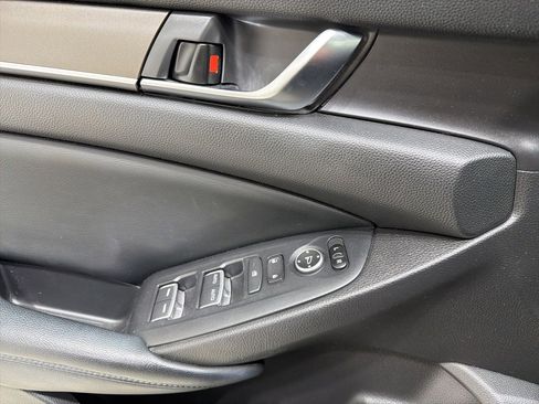 Used 2018 Honda Accord LX image 20