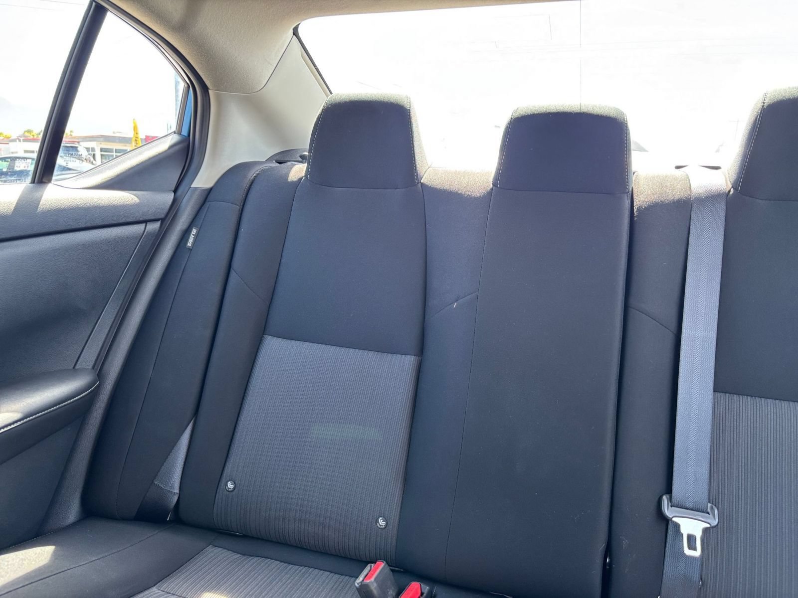 Used 2025 Nissan Sentra SV FWD image 37