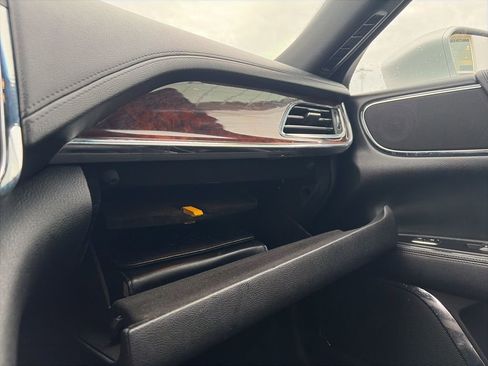 Used 2018 Lincoln Continental Select FWD image 21