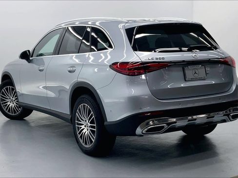 Used 2026 Mercedes-Benz GLC 300 image 5