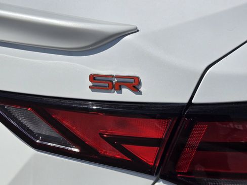Used 2025 Nissan Sentra SR FWD image 37