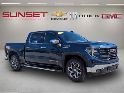 Certified 2022 GMC Sierra 1500 SLT w/ SLT Premium Package