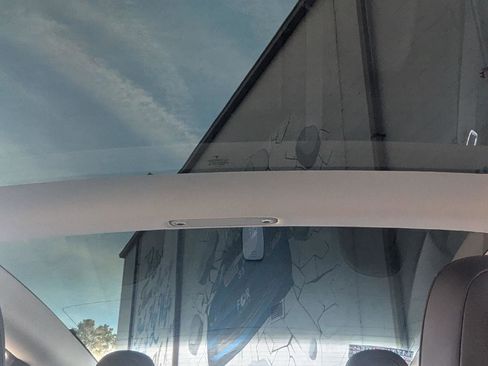 Used 2018 Tesla Model 3 Long Range image 27