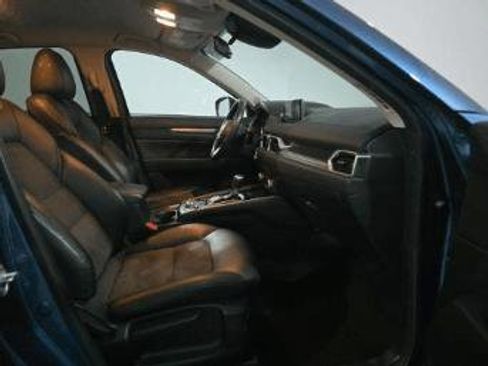 Used 2018 MAZDA CX-5 Touring image 17