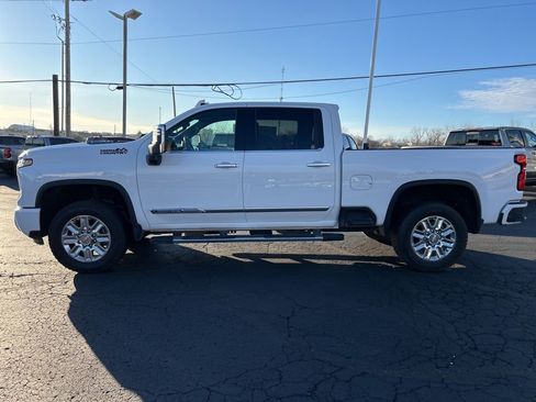 Used 2025 Chevrolet Silverado 2500 High Country w/ Technology Package image 7