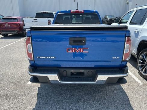 Used 2018 GMC Canyon SLE w/ SLE Convenience Package AWD/4WD image 3