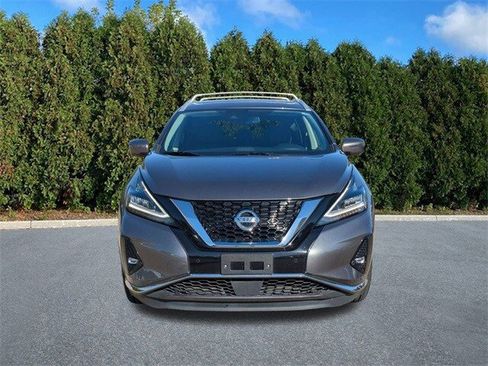 Used 2021 Nissan Rogue SV image 2
