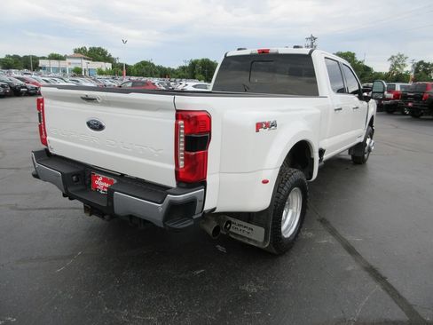 Used 2023 Ford F350 Lariat w/ Lariat Ultimate Package AWD/4WD image 6