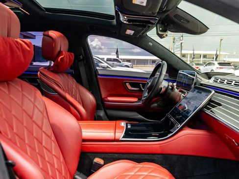 Used 2022 Mercedes-Benz S 580 4MATIC Sedan w/ Warmth & Comfort Package image 37