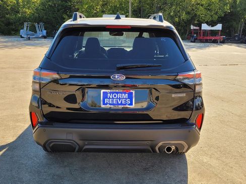 New 2025 Subaru Forester Limited image 17