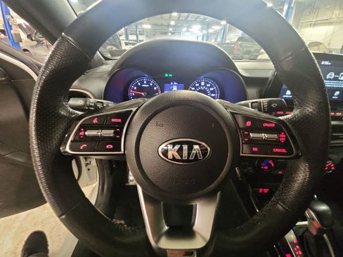 Used 2020 Kia Forte GT-Line FWD image 16