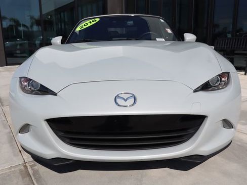 Used 2016 MAZDA MX-5 Miata Grand Touring image 9
