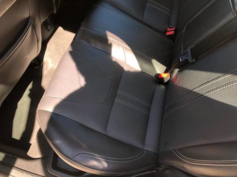 Used 2013 Ford Focus Titanium w/ Titanium Handling Pkg FWD image 31