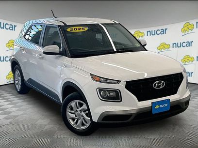 Used 2025 Hyundai Venue SE