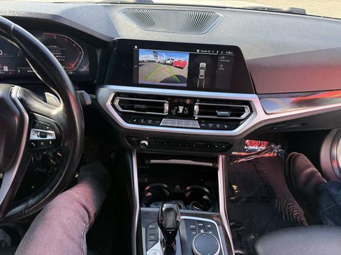 Used 2019 BMW 330i xDrive Sedan w/ Premium Package AWD/4WD image 8