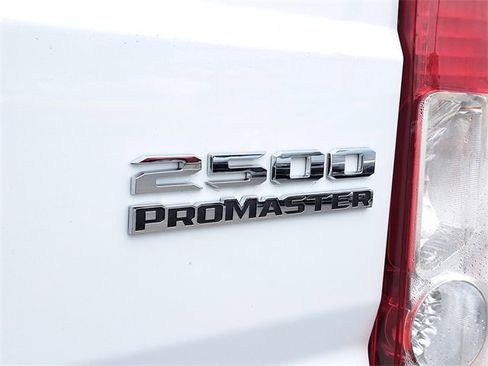 Used 2025 RAM ProMaster 2500 w/ Convenience Group image 8