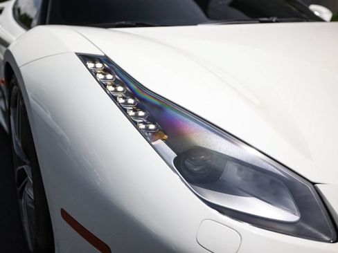 Certified 2019 Ferrari 488 GTB RWD image 11