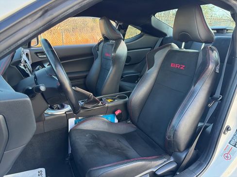 Used 2017 Subaru BRZ Limited w/ Performance Package image 18