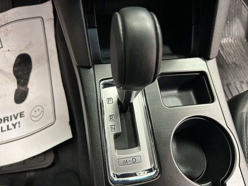 Used 2017 Subaru Outback 2.5i Limited image 16