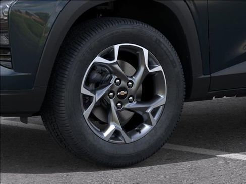 New 2026 Chevrolet Trax LT FWD image 9