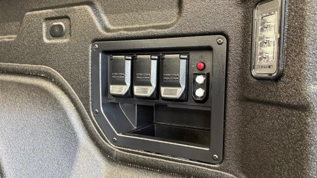 Used 2026 Chevrolet Silverado EV LT AWD/4WD image 6