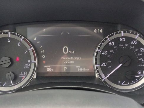Used 2023 Toyota Highlander XLE FWD image 27