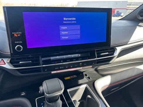 New 2026 Toyota Sienna XSE image 12