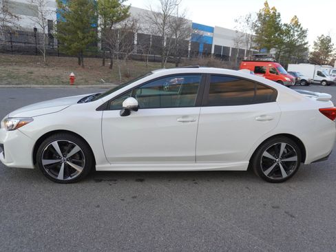 Used 2018 Subaru Impreza 2.0i Sport image 4