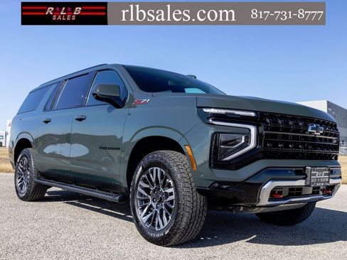 Used 2025 Chevrolet Suburban Z71 w/ Comfort Package image 1