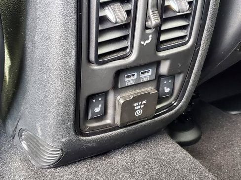 Used 2023 Dodge Durango GT AWD/4WD image 29