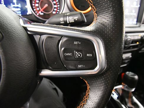 Used 2020 Jeep Gladiator Mojave AWD/4WD image 21