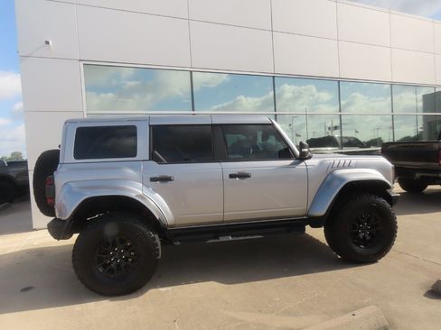 Used 2024 Ford Bronco Raptor AWD/4WD image 10