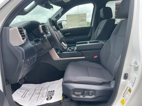 New 2026 Toyota Tundra SR5 w/ SR5 Convenience Package RWD image 6