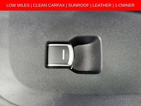 Used 2025 Honda HR-V EX-L image 18