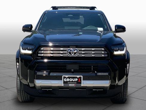Used 2025 Toyota 4Runner Limited AWD/4WD image 4