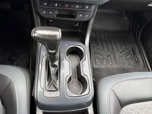 Used 2018 Chevrolet Colorado Z71 AWD/4WD image 27