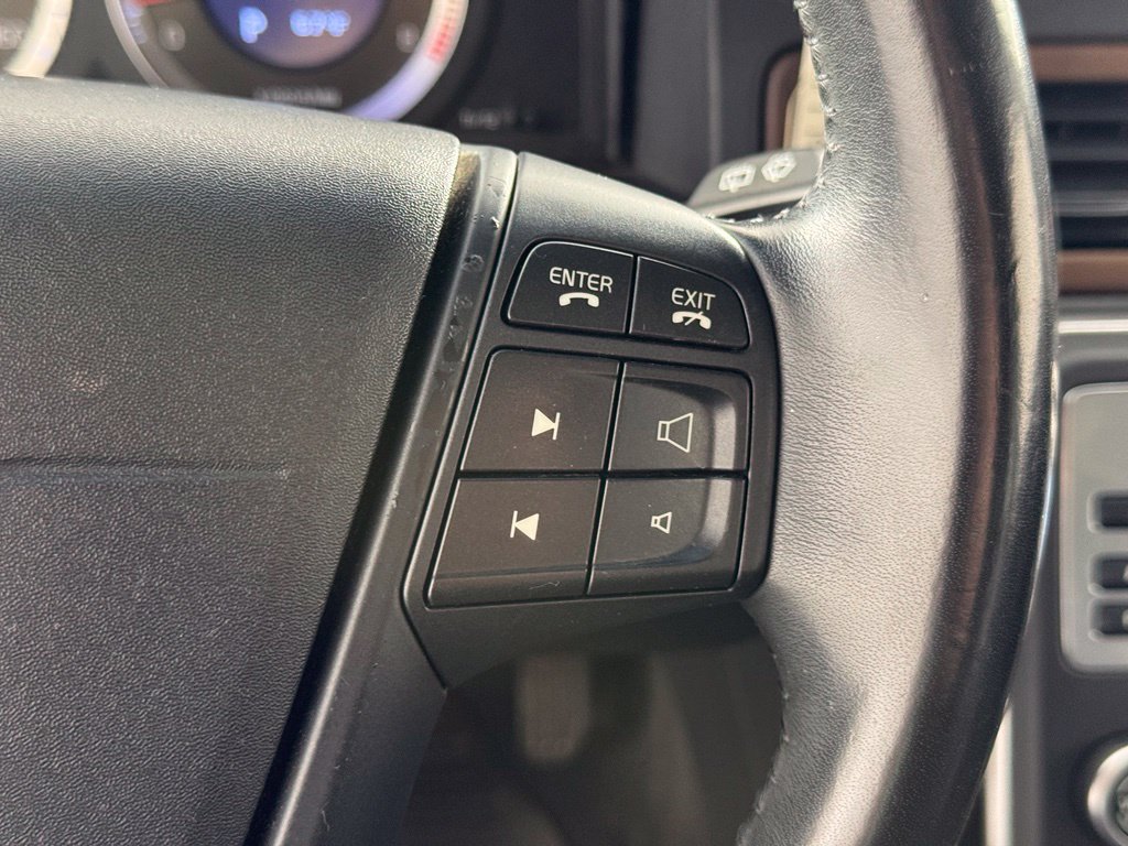 Used 2011 Volvo XC70 3.2 AWD/4WD image 26