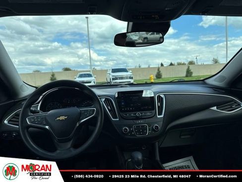 Used 2023 Chevrolet Malibu LT FWD image 12