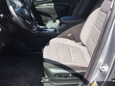 Used 2024 Chevrolet Equinox LT w/ LPO, Floor Liner Package AWD/4WD image 15