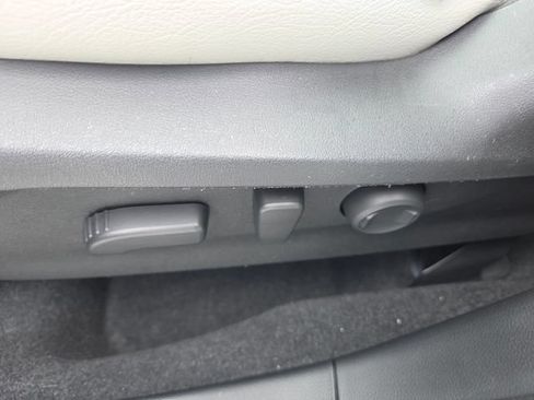 Certified 2023 Subaru Forester Premium AWD/4WD image 30