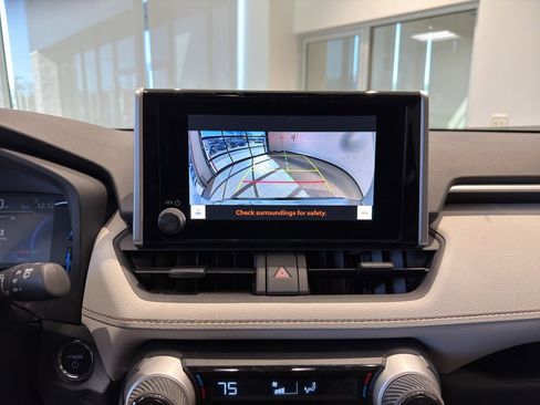 Used 2025 Toyota RAV4 XLE image 11