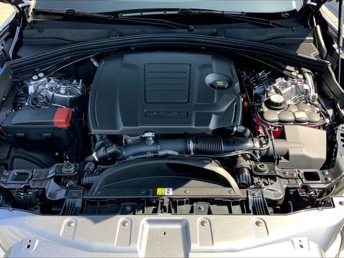 New 2026 Jaguar F-PACE R-Dynamic S image 8